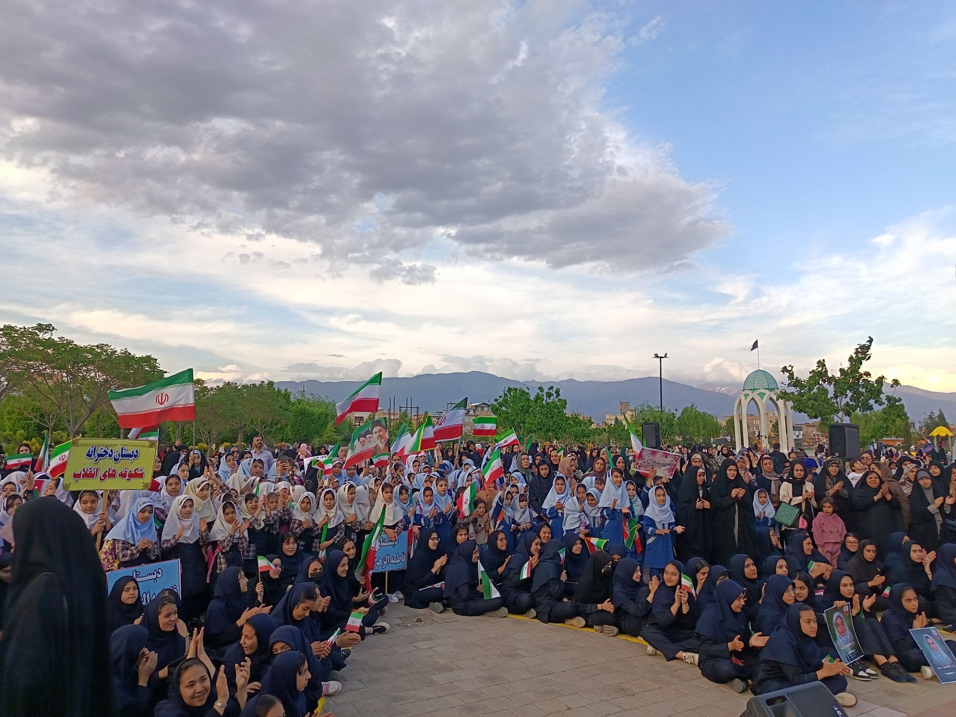 میناب 168، رمز مقدسی برای دختران ایران زمین