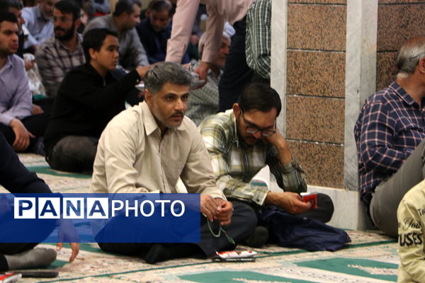 مراسم بزرگداشت شهدای خدمت در مسجد جامع شهرستان آباده 