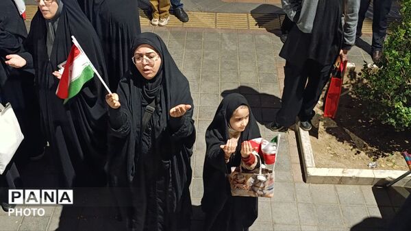 بیعت مردم نیشابور با سومین رهبر انقلاب اسلامی و اعلام بیزاری از دشمنان وطن