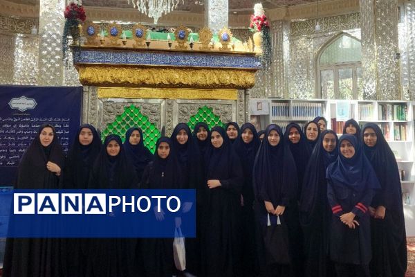 زیارت گلزار شهدا و اقامه نماز جماعت دانش‌آموزان فرزانگان در امامزاده ابراهیم ملارد