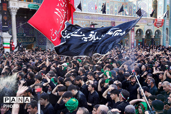 جلوه‌های ویژه از عزاداری هیات چهل اختران قم در روز عاشورا