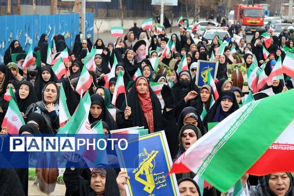 حضور مردم چهاردانگه در جشن چهل و هفتمین سالگرد شکوهمند انقلاب اسلامی