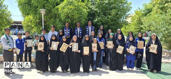 آیین تجلیل از دانش‌آموزخبرنگاران پانا در رودان