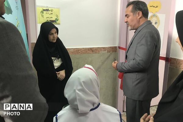 افتتاح اتاق بهداشت به مناسبت هفته سلامت در دبستان حنانه شهرری