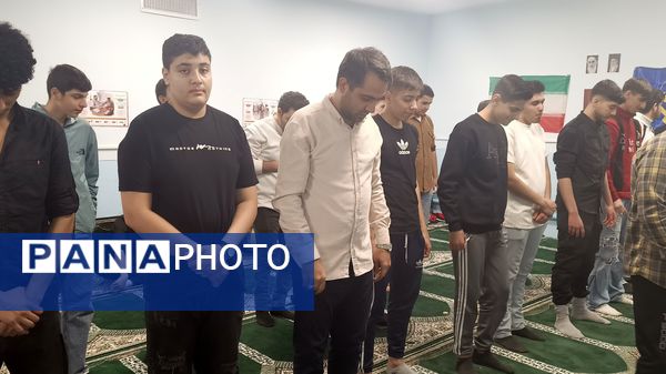 برگزاری محافل انس با قرآن و مراسم افطاری در مدارس شهرستان ملارد 