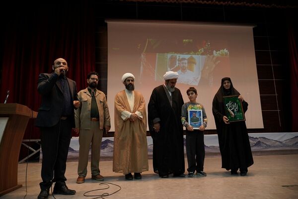 پنجمین جشنواره سرود مقاومت در ملارد 