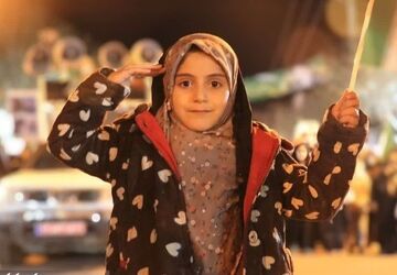 حضور مردم در سنگر خیابان همراه با عزاداری در ایام محرم