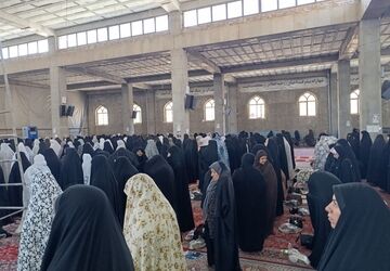 نماز عبادی سیاسی جمعه همزمان باهفته وحدت درنیشابور