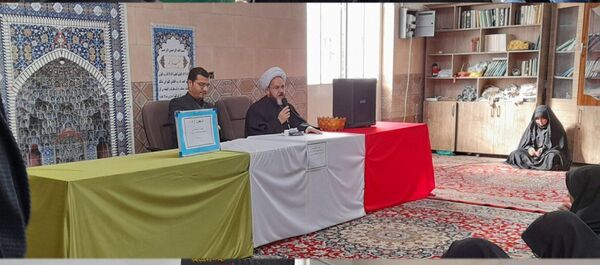 برگزاری تریبون آزاد در آموزشگاه مرحوم پاکدل خلیل آباد