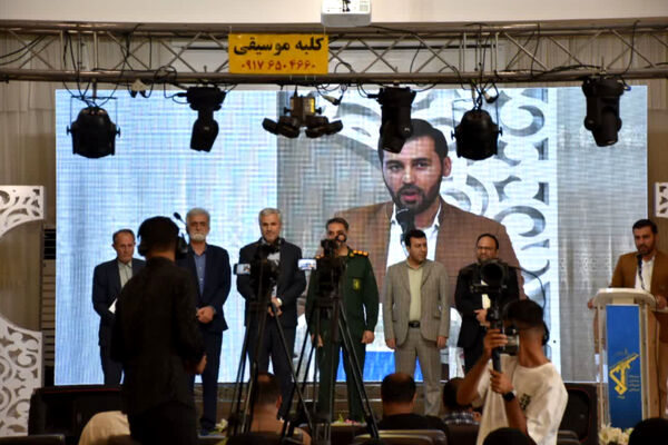 اختتامیه جشنواره استانی سرود فجر در لارستان 