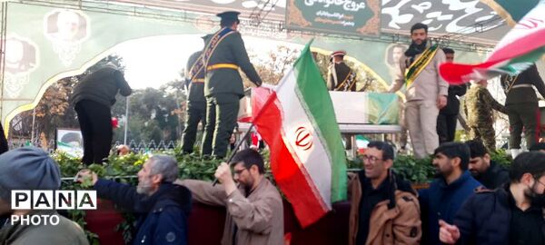 تشیع شهدای اقتدار جنگ رمضان در تهران