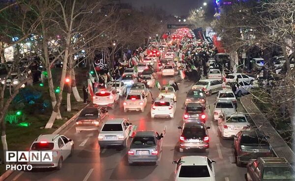 خروش مردم مشهد در اجتماع های بزرگ مردمی