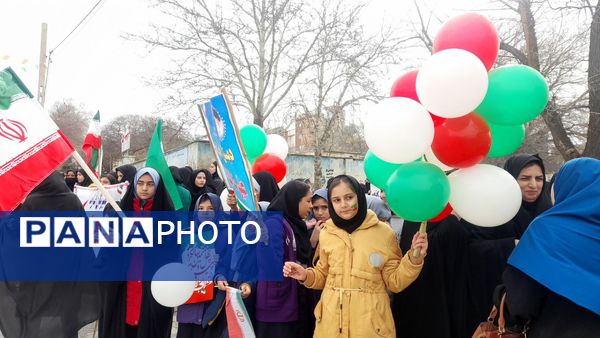 حضور پرشور مردم اسدآباد در راهپیمایی 22 بهمن