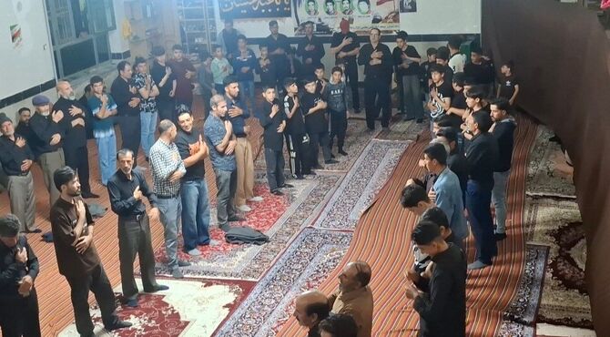 مراسم سینه‌زنی محرم در روستای باش‌محله