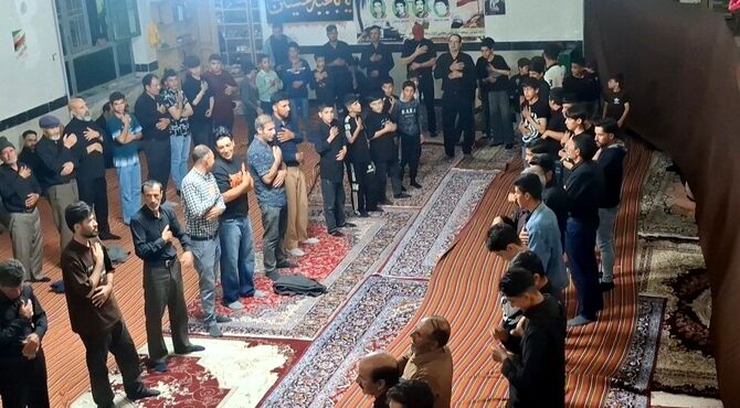 مراسم سینه‌زنی محرم در روستای باش‌محله