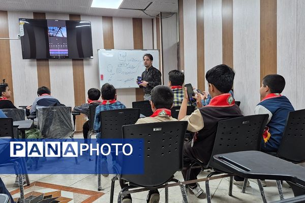 برگزاری کلاس آموزش هوش مصنوعی ویژه پیشتازان منطقه کهریزک 