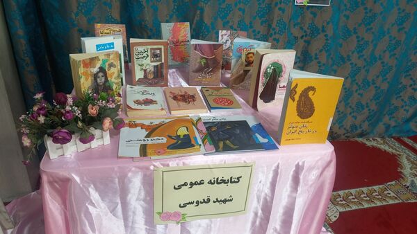 برگزاری «میز خدمت ویژه بانوان» به مناسبت میلاد حضرت فاطمه زهرا (س) در فیروزان