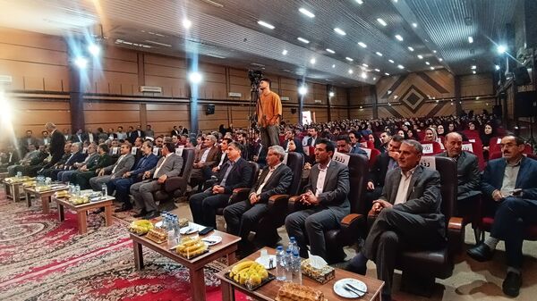 آیین گرامیداشت تجلیل از معلمان نمونه کشوری کهگیلویه و بویراحمد