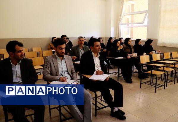 دوره آموزشی تربیت مدرسی برنامه نماد در تبریز