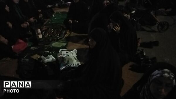 سفره صلوات همزمان با دومین شب ماه محرم  در بلوار فضل نیشابور 
