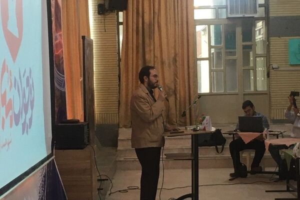 نوجوانان در پاتوق مبارز، خود را برای کارهای بزرگ آماده کنند؛ جنگ امروز، جنگ رسانه است
