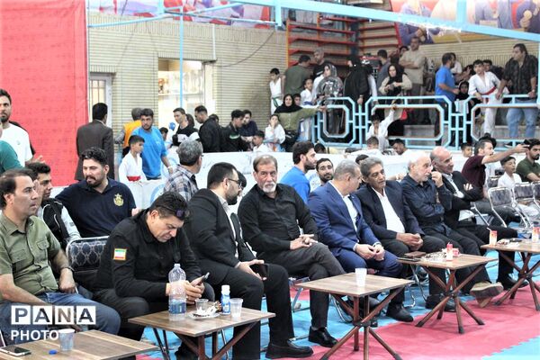 رقابت های کاراته گرامیداشت شهدای میناب در قم