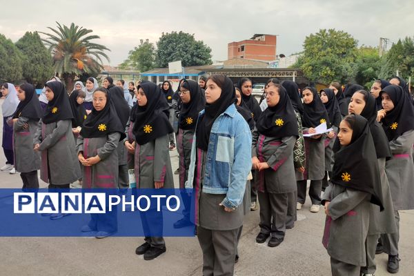 بزرگداشت روز حافظ در دبیرستان فرزانگان قائمشهر