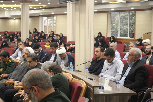 همایش معلم ماندگار در قم