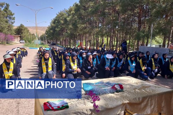 اردوی پایانی پیشتازان دختر مقطع متوسطه ناحیه 4 شیراز 