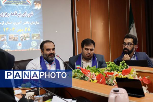 نشست شورای برنامه‌ریزی و هم‌اندیشی سازمان دانش‌آموزی استان لرستان