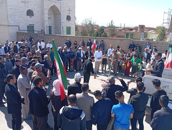 حضور مردم روستای براباد در راهپیمایی روز جهانی قدس