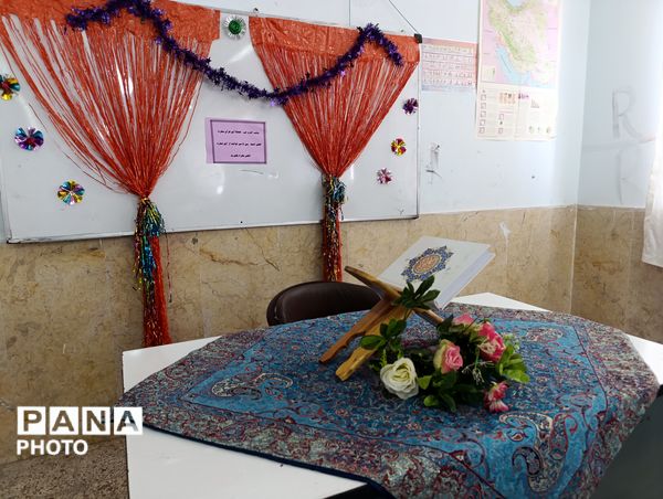 طنین قرآن، عترت و نماز در مشهدمرغاب