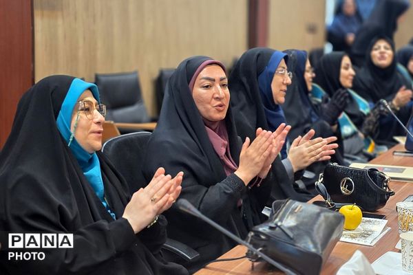 گرامیداشت سالروز تاسیس سازمان دانش‌آموزی در بهارستان دو