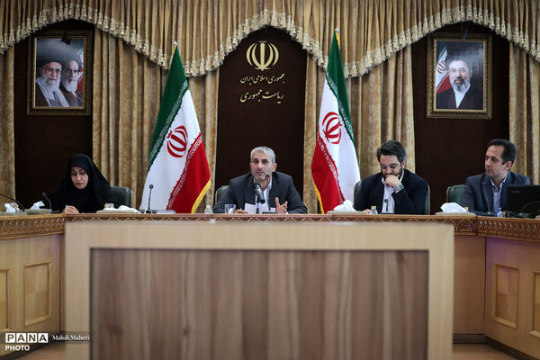 نشست خبری رئیس مرکز ارتباطات مردمی ریاست‌جمهوری