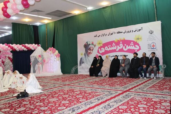جشن عبادت ۱۳۰۰ نفر از دختران منطقه ۱۰ در مهدیه امام حسن مجتبی(ع)