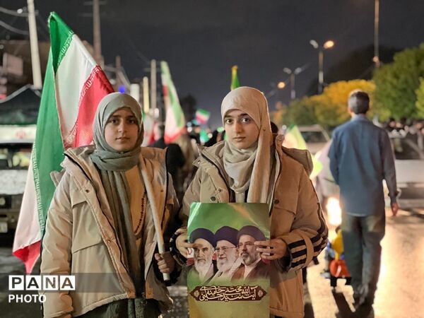 حضور کودکان در تجمعات مردمی