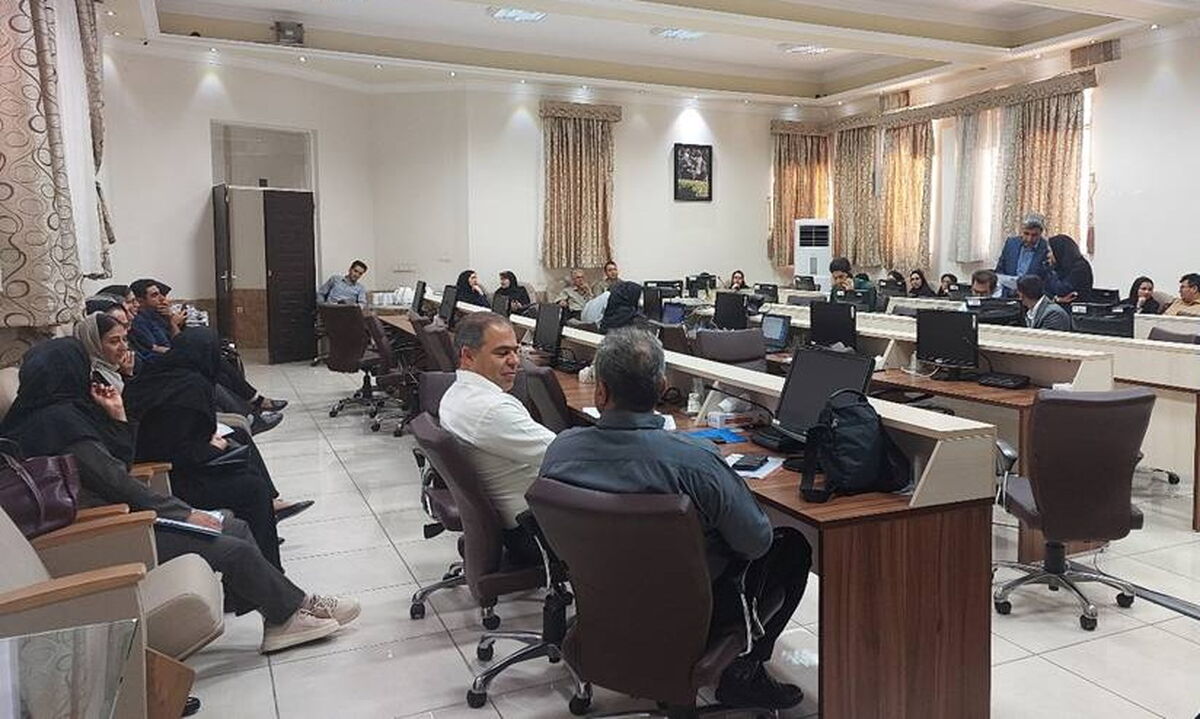 دانشگاه علوم پزشکی شیراز متقاضیان چهارمین فراخوان دفاتر خدمات سلامت را ارزیابی کرد