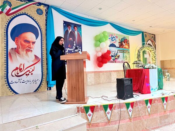 جشن میلاد منجی؛ تجلی نور امید
