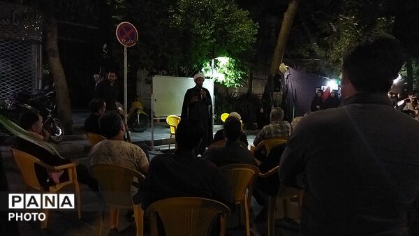 کافه گفتگوی حسینیه امام خمینی در صد و بیست و هشتمین شب 