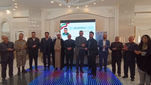 تقدیر از منتخبین کنکور ۱۴۰۳-۱۴۰۴ در جشنواره «فخر» خسروشاه