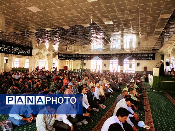 نماز جمعه ای متفاوت با بوی خون خبرنگاران شهید