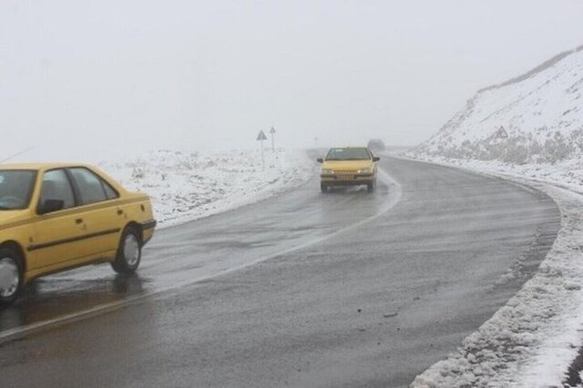 بارش برف و باران در جاده‌های ۲۴ استان کشور