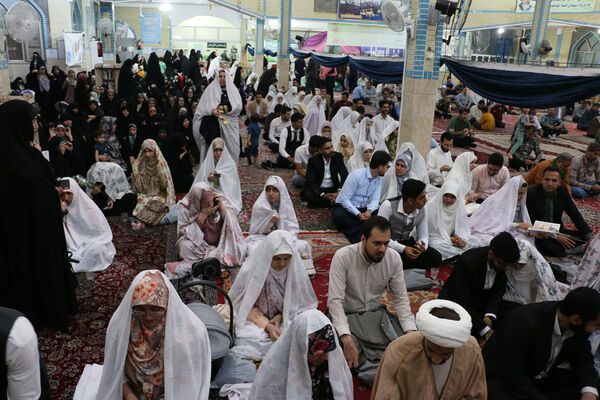 جشن ازدواج مسجدی 132 زوج جوان در قم - 2