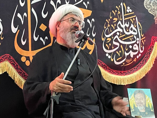 امام جمعه کاشمر در جمع عزاداران خانگی