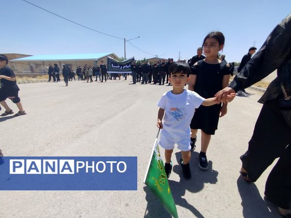 دسته عزاداری ظهر عاشورا در فاروج 
