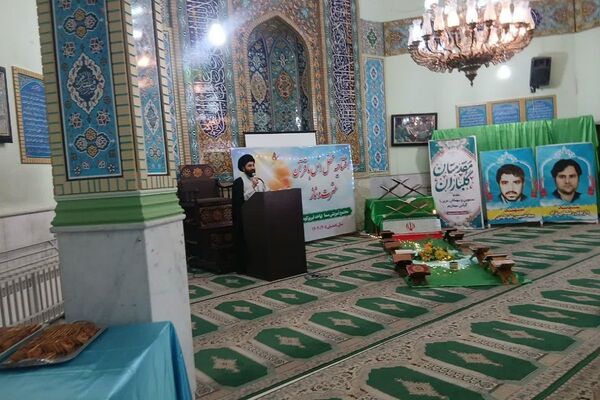 مدرسه سما  فیروزکوه میزبان افتتاحیه هفته قرآن، عترت و نماز