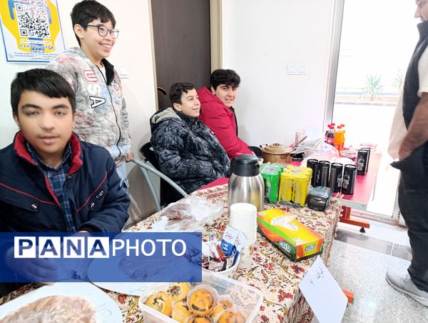 برپایی بازارچه کار و فناوری دبیرستان غیر دولتی شایستگان آشخانه 