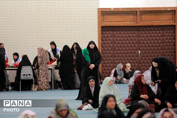 نماز جمعه ساوجبلاغ؛ تجلی معنویت، بصیرت و وحدت
