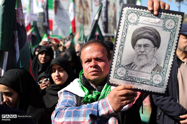 چهلمین روز شهادت رهبر شهید انقلاب اسلامی - تهران