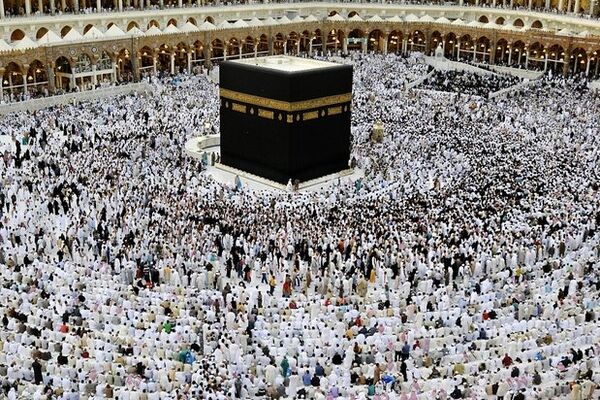 وداع زائران ایرانی با عرفات/ آغاز مرحله جدید انتقال حجاج به مشعر و منا